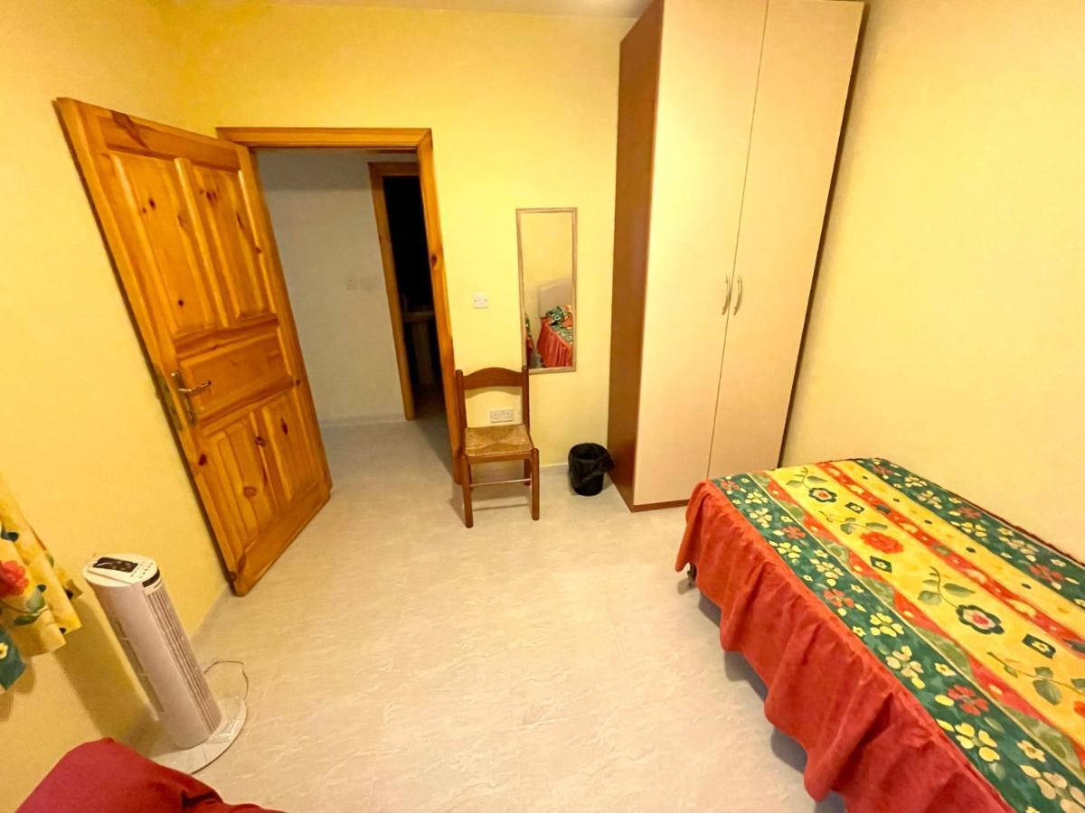 Regent Court - 3 Bedroom Apartment Within Walking Distance From Seafront St. Paul's Bay Bagian luar foto