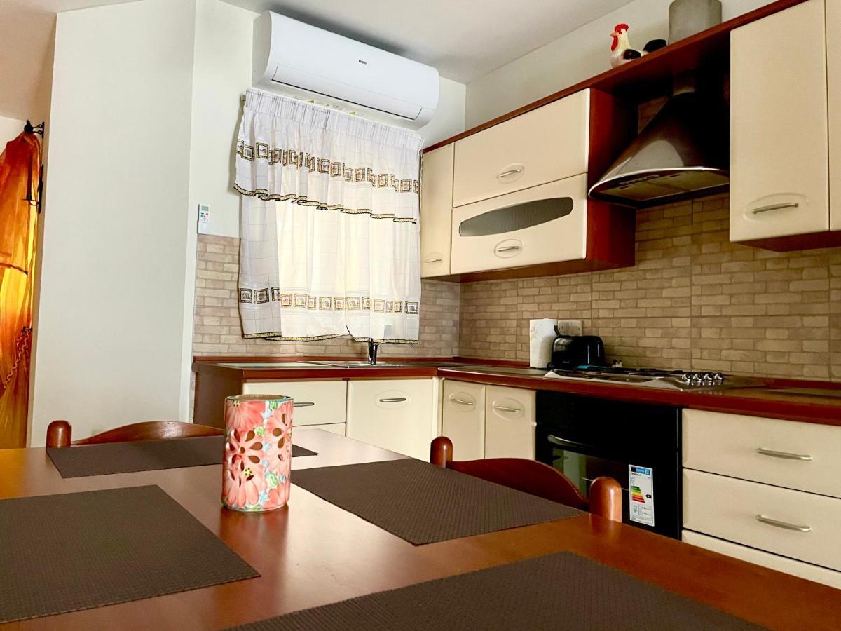 Regent Court - 3 Bedroom Apartment Within Walking Distance From Seafront St. Paul's Bay Bagian luar foto