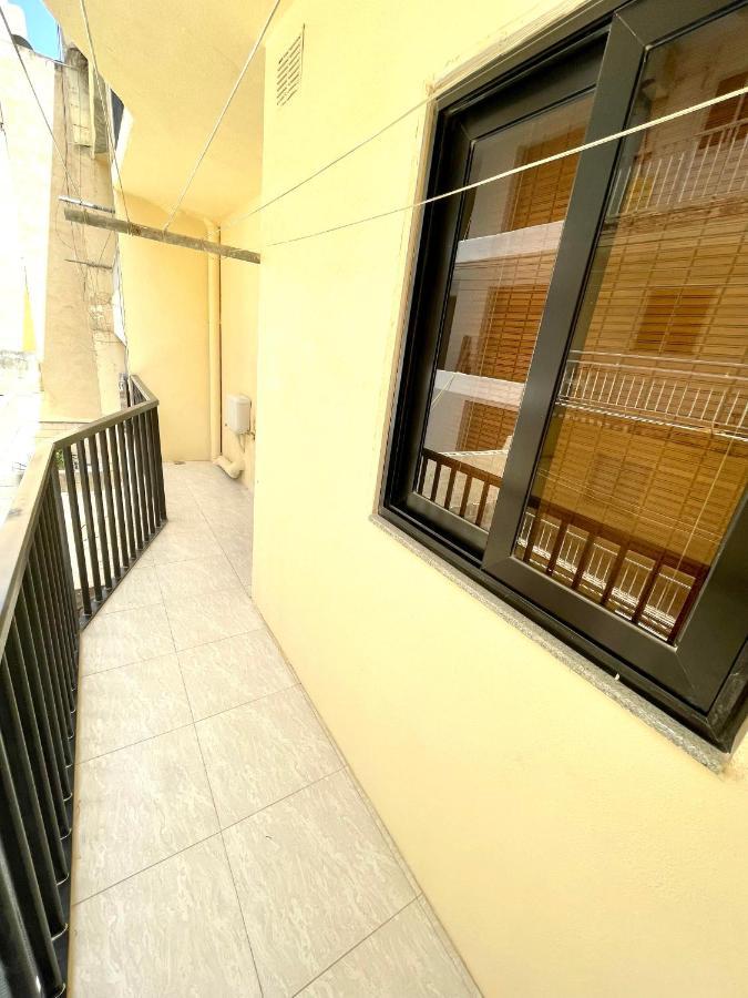 Regent Court - 3 Bedroom Apartment Within Walking Distance From Seafront St. Paul's Bay Bagian luar foto