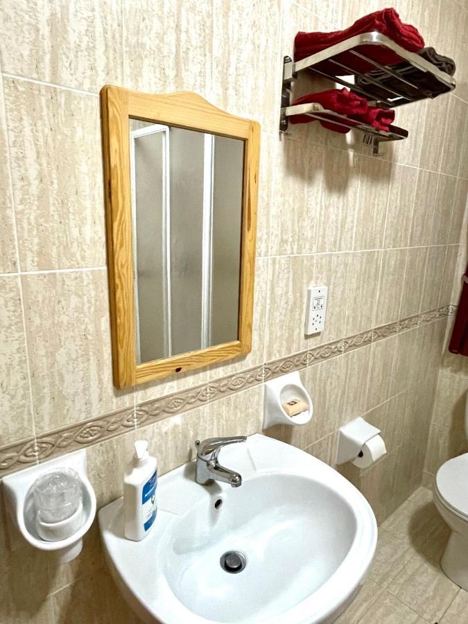 Regent Court - 3 Bedroom Apartment Within Walking Distance From Seafront St. Paul's Bay Bagian luar foto