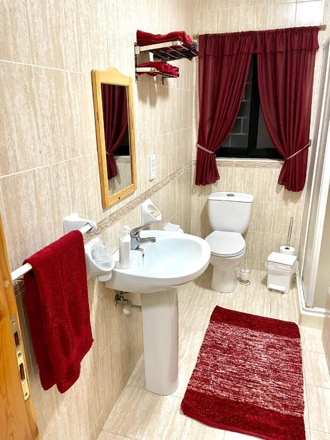 Regent Court - 3 Bedroom Apartment Within Walking Distance From Seafront St. Paul's Bay Bagian luar foto